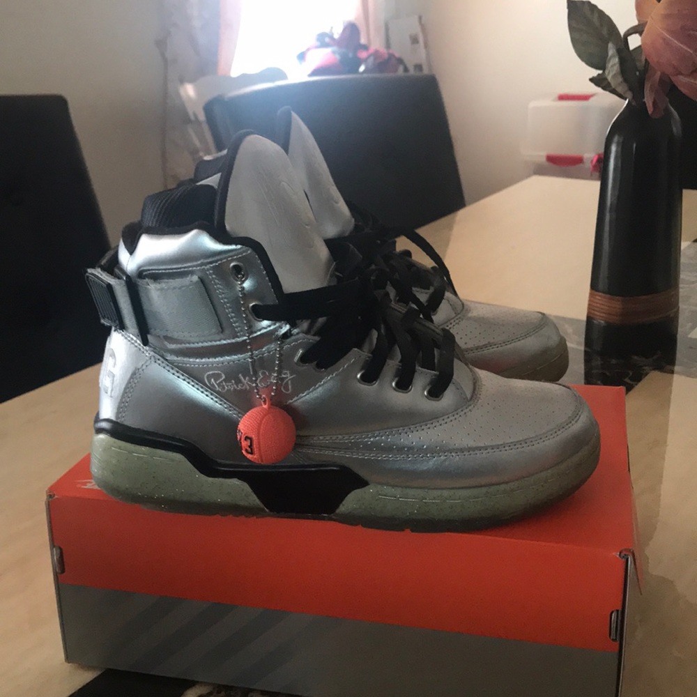 Ewing 33 HI Silver Black Ice Limited Edition Sz 10